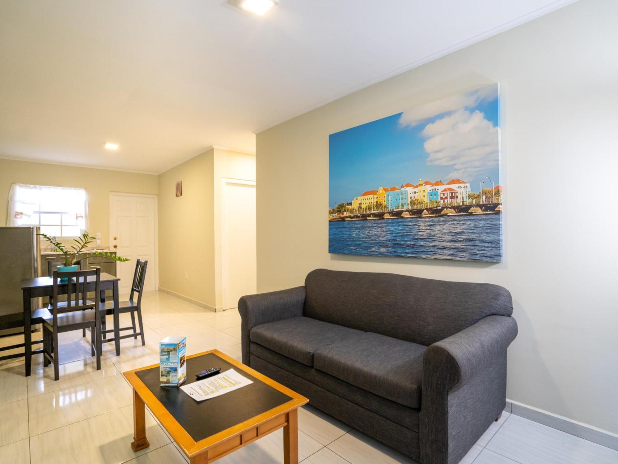 Delynne Boutique Hotel يلمستاد المظهر الخارجي الصورة